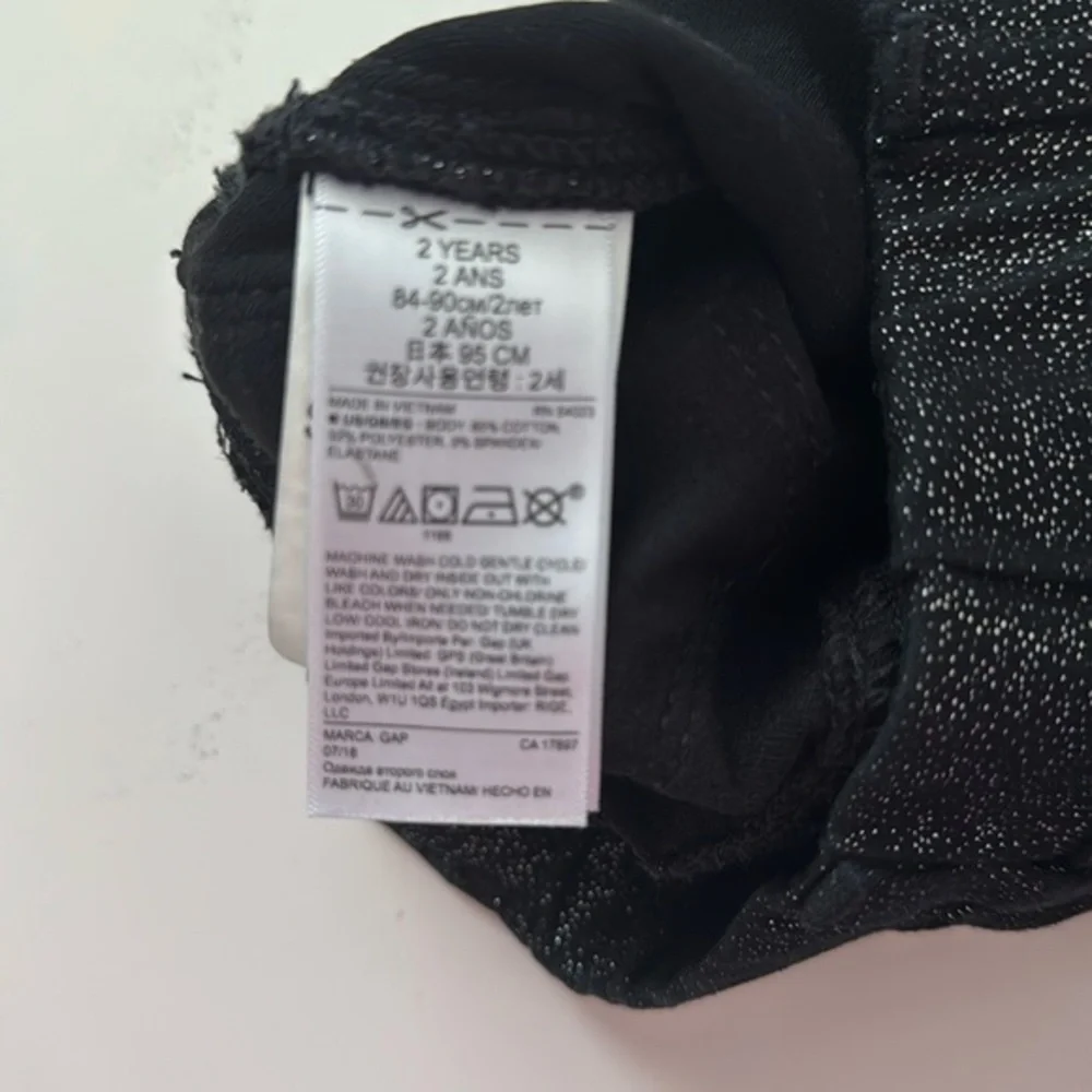Gap Kids Toddler Girl’s Glittery Black‎ Jeggings Size 2T